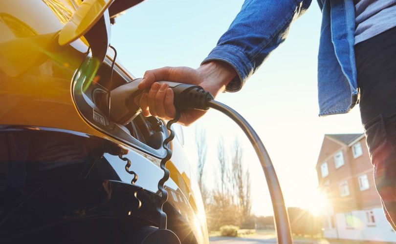 Zorgen over verdere elektrificatie Nederlands wagenpark